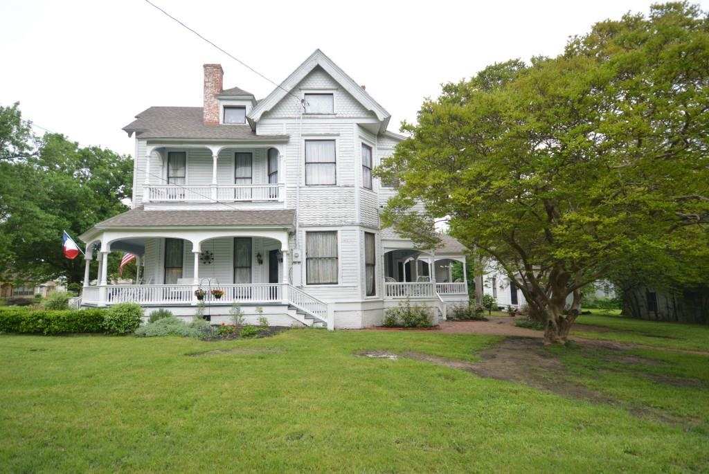 1894 Queen Anne Corsicana, TX Old House Dreams