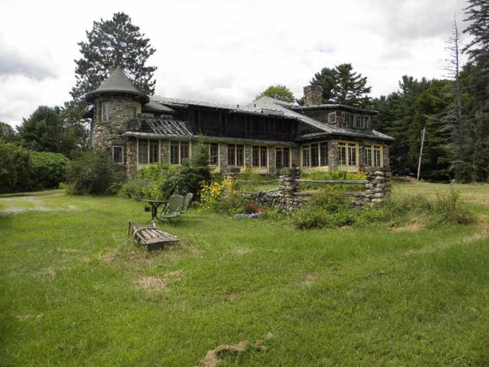 1920 Adirondack Elizabethtown, NY Old House Dreams