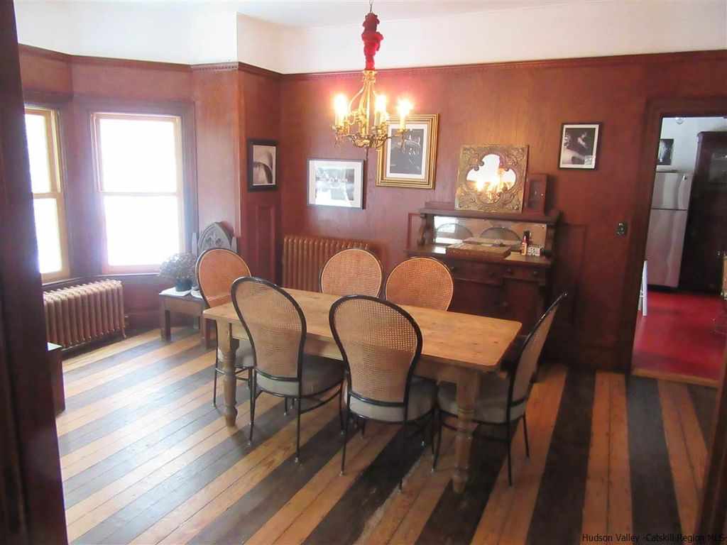 c. 1910 Queen Anne Greenfield Park, NY Old House Dreams