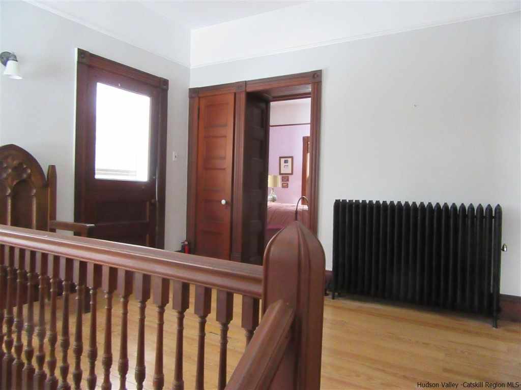 c. 1910 Queen Anne Greenfield Park, NY Old House Dreams