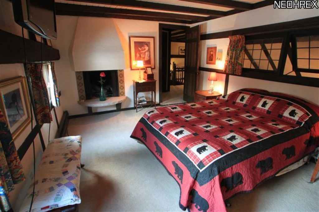 1865 & 1978 Novelty, OH Old House Dreams