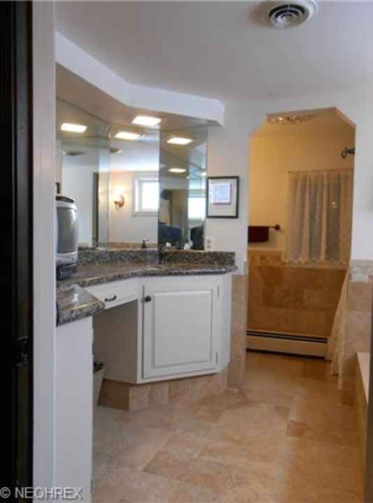 1865 & 1978 Novelty, OH Old House Dreams