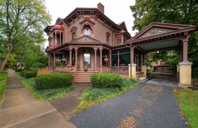 1876 Italianate Weedsport, NY Old House Dreams