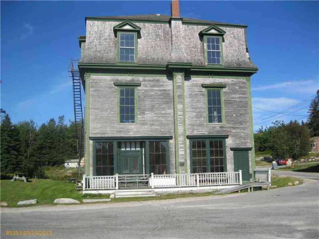 c. 1900 Odd Fellows Hall Brooklin, ME Old House Dreams