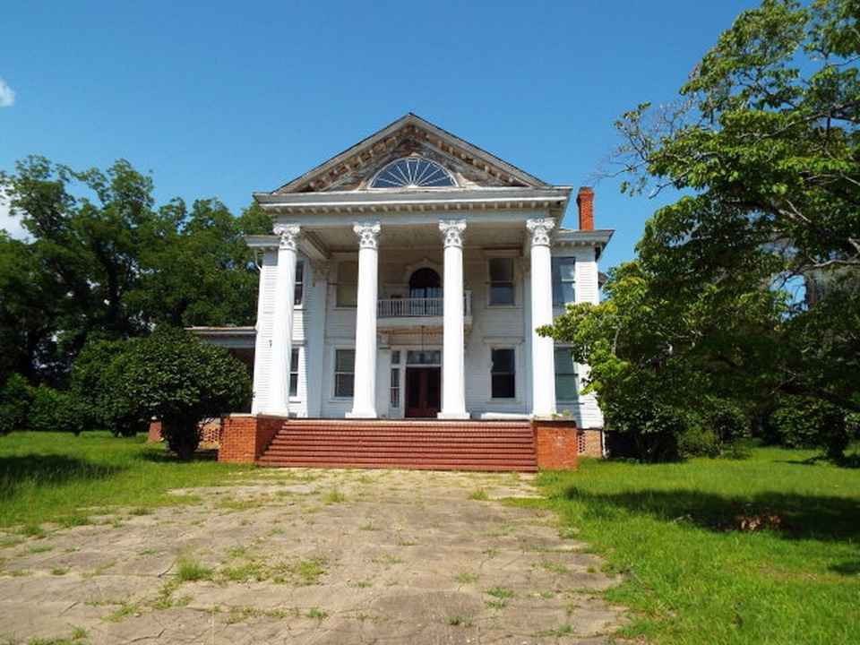 1905 Classical Revival Montezuma, GA Old House Dreams