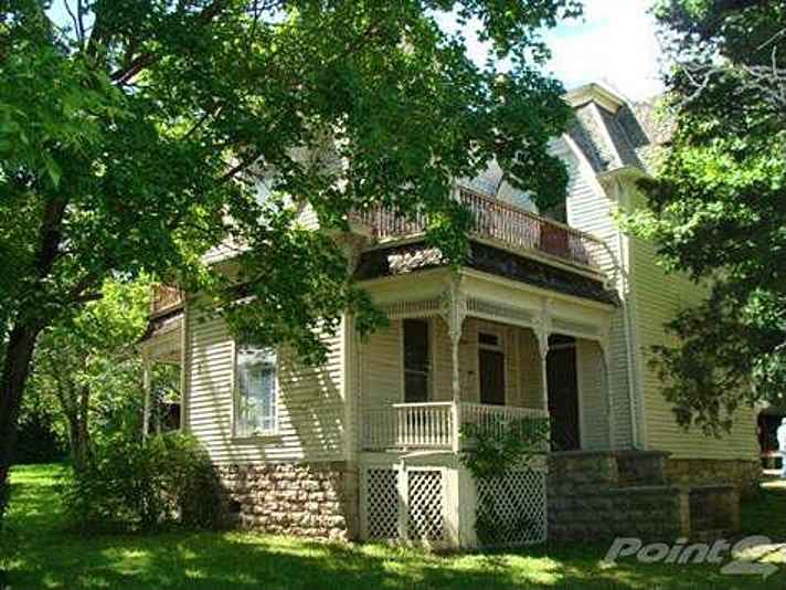 c. 1895 Hartville, MO Old House Dreams