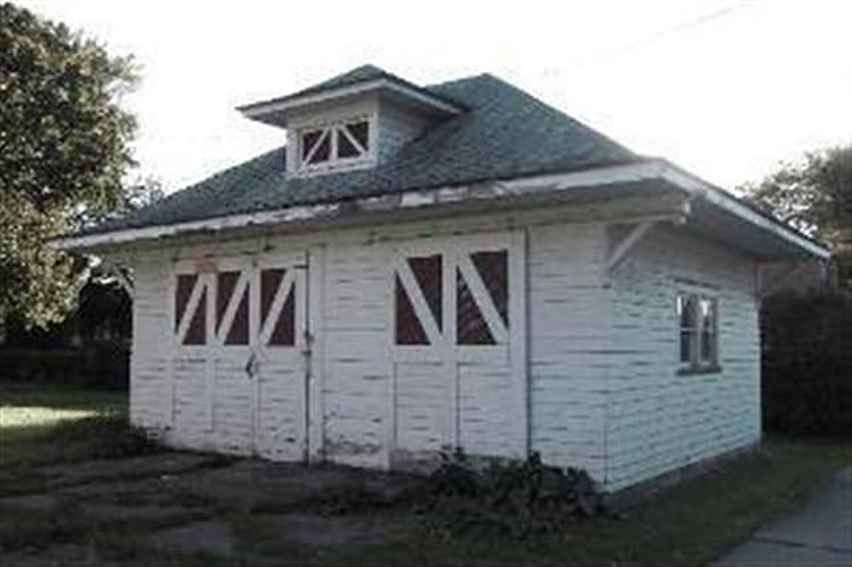 1898 Stick Victorian Milledgeville, IL (Palliser) Old House Dreams