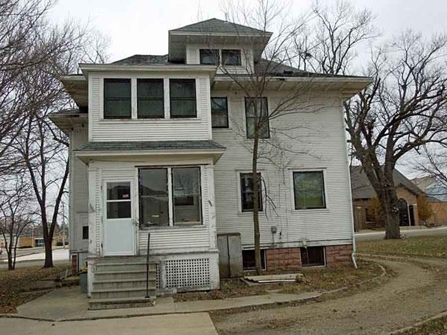1912 Hull, IA Old House Dreams