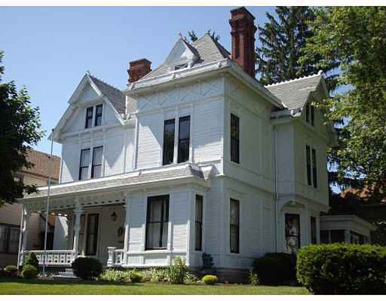 c. 1885 Stick Victorian Piqua, OH Old House Dreams