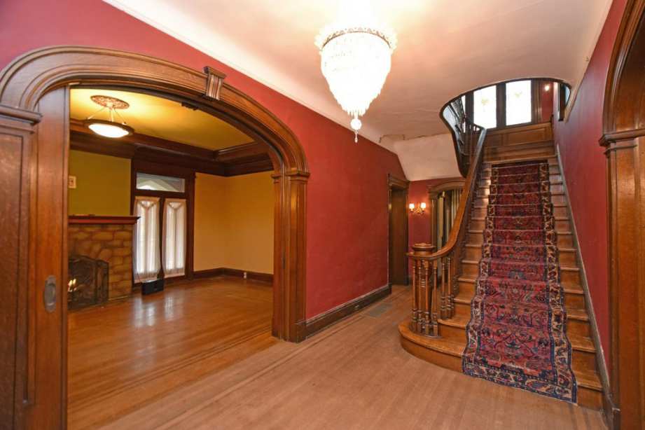 1911 Tudor Revival Cincinnati, OH Old House Dreams