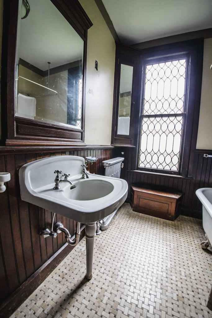 1873 - New Haven, CT - Old House Dreams