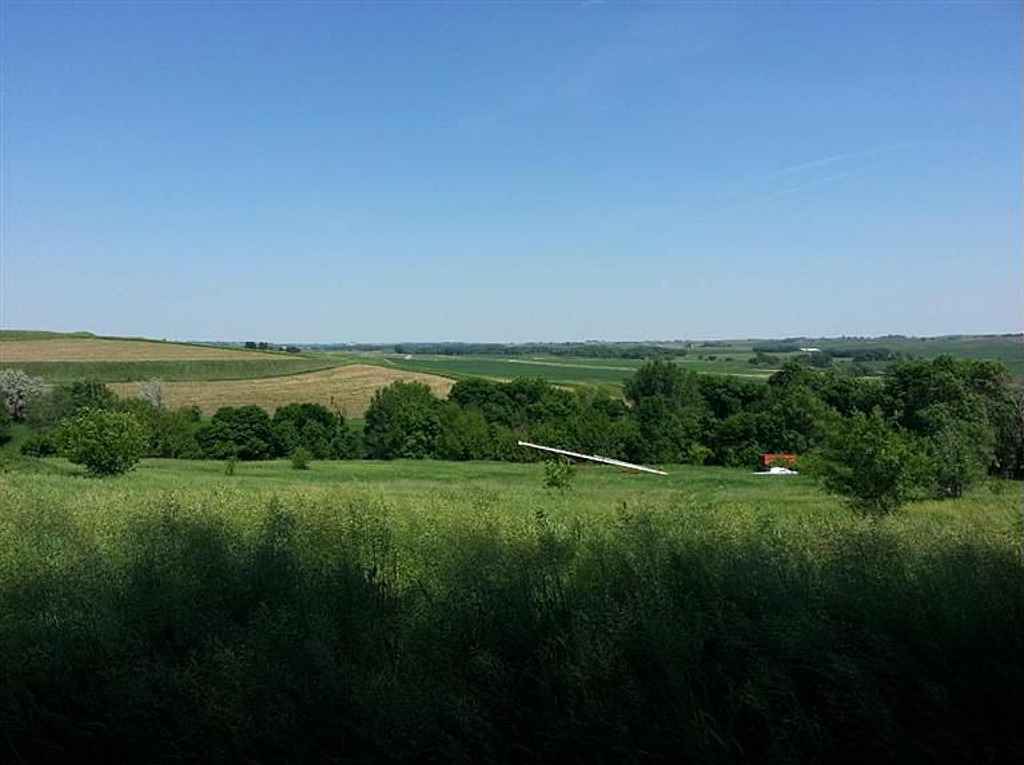 c. 1910 Classical Revival Battle Creek, IA Old House Dreams