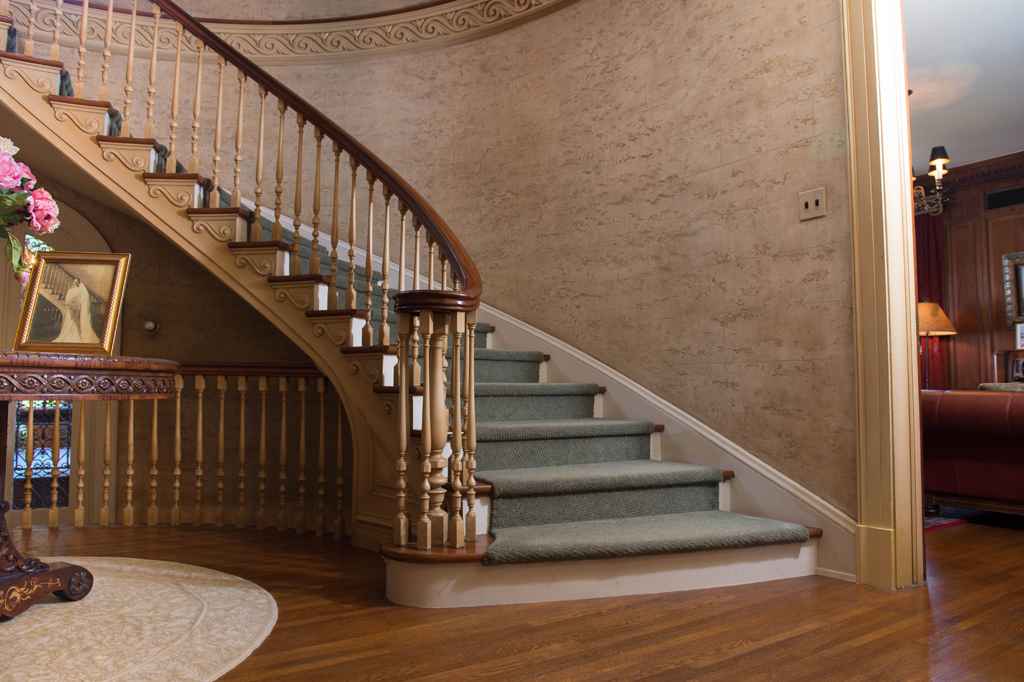 1928 Colonial Revival Kendallville, IN Old House Dreams