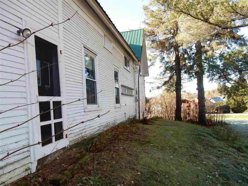 c. 1840 - Morgan, VT - Old House Dreams