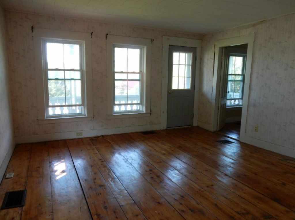 c. 1840 - Morgan, VT - Old House Dreams