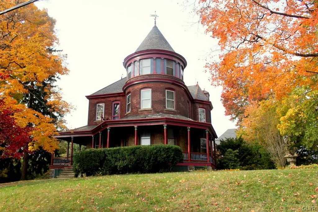 c. 1890 Queen Anne Easton, PA Old House Dreams