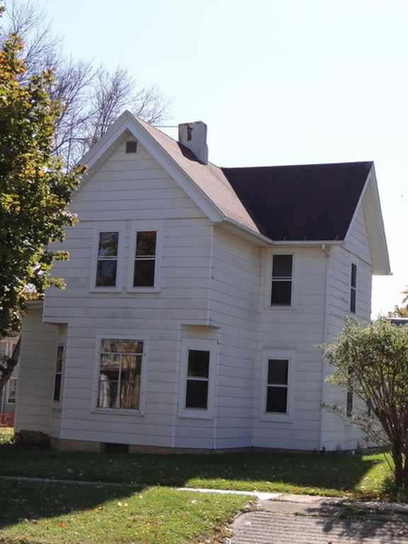 c. 1900 Waterloo, WI Old House Dreams