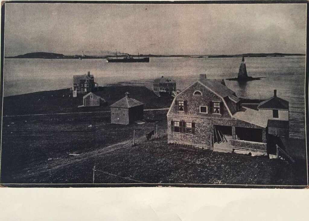 c. 1900 Hull, MA Old House Dreams