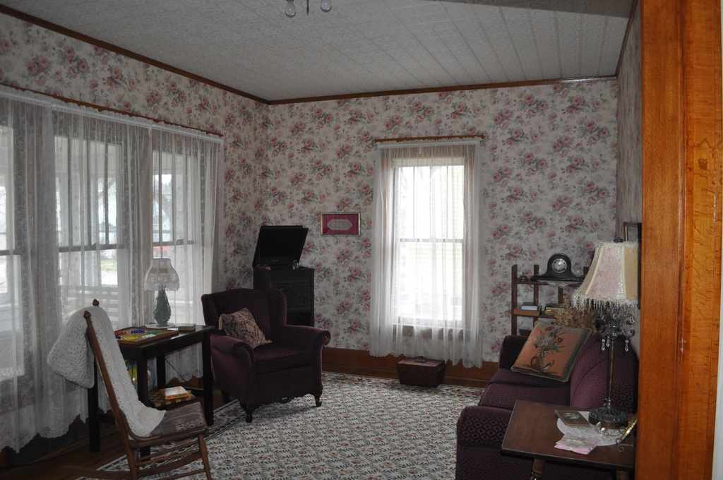 1918 Craftsman West Bend, IA Old House Dreams