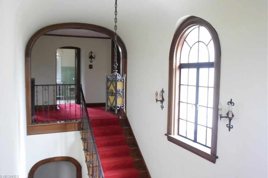 1929 Tudor Revival Munroe Falls, OH Old House Dreams