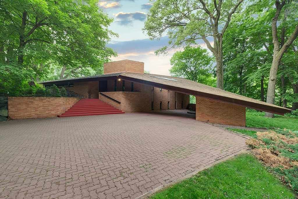 1958 Contemporary - Minneapolis, MN (Frank Lloyd Wright) - Old