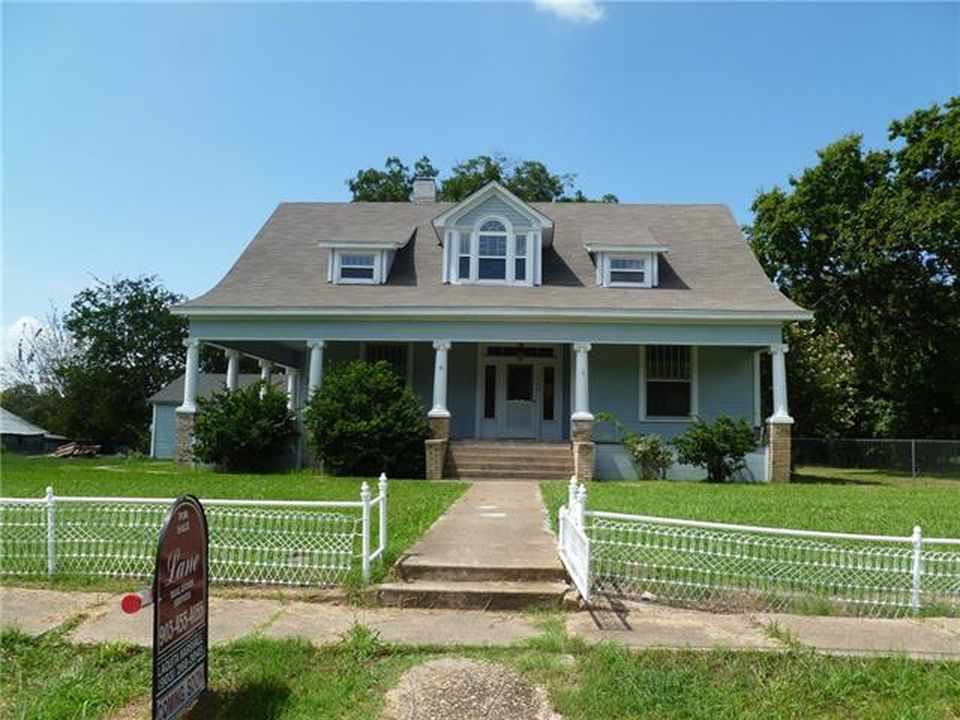 1903 Lone Oak, TX Old House Dreams