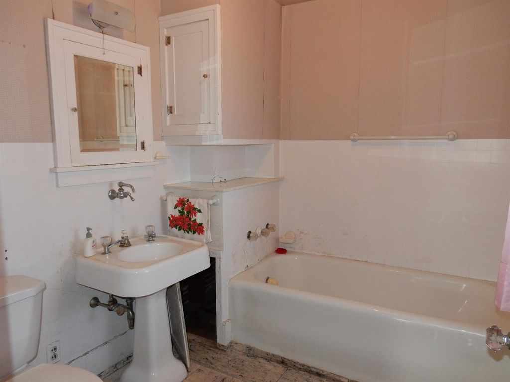 1918 Prairie Steamboat Rock, IA Old House Dreams