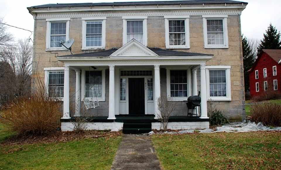 1872 St. Petersburg, PA Old House Dreams