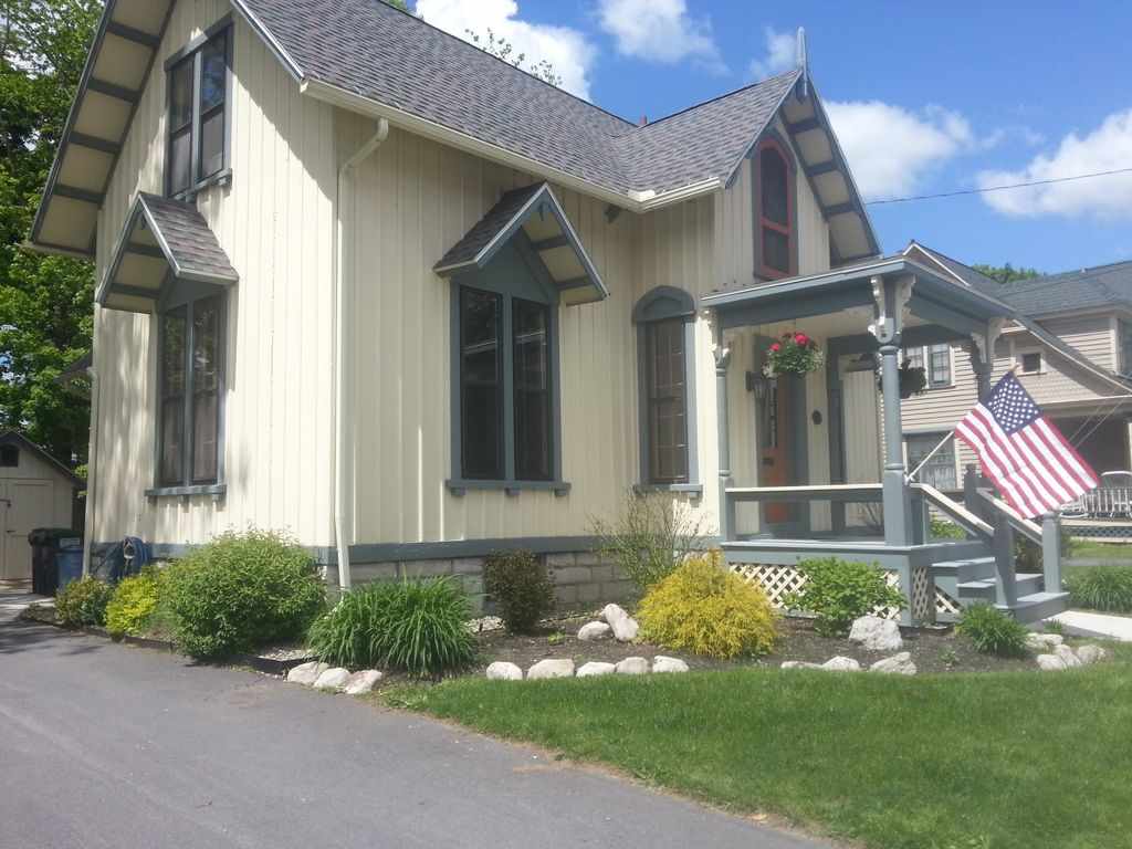 c. 1840 Gothic Revival Cobleskill, NY Old House Dreams