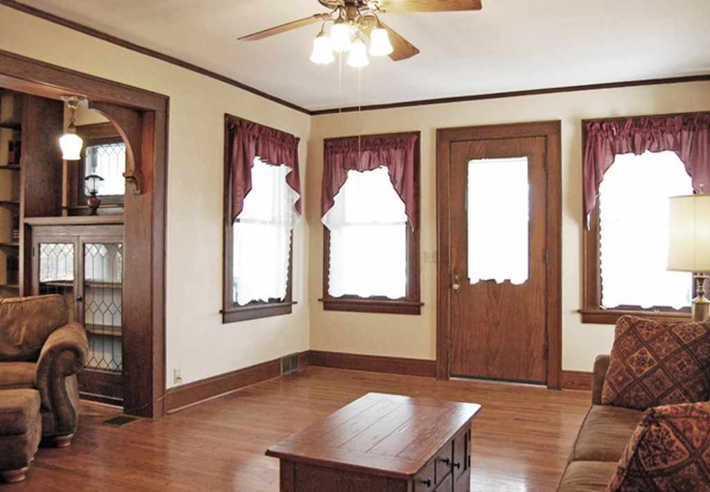 1918 Craftsman Harlan, IA Old House Dreams