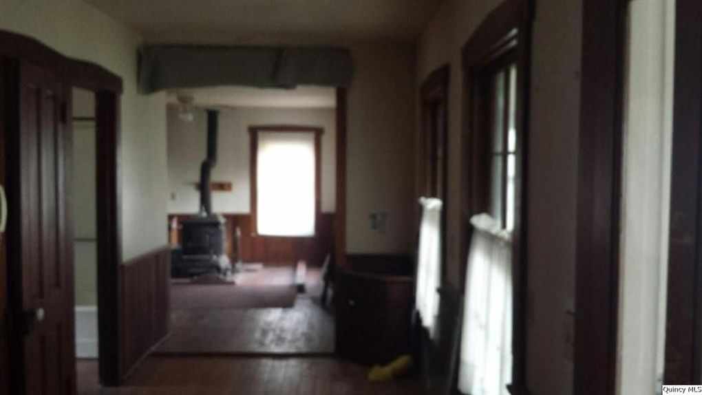 1875 Mendon, IL Old House Dreams