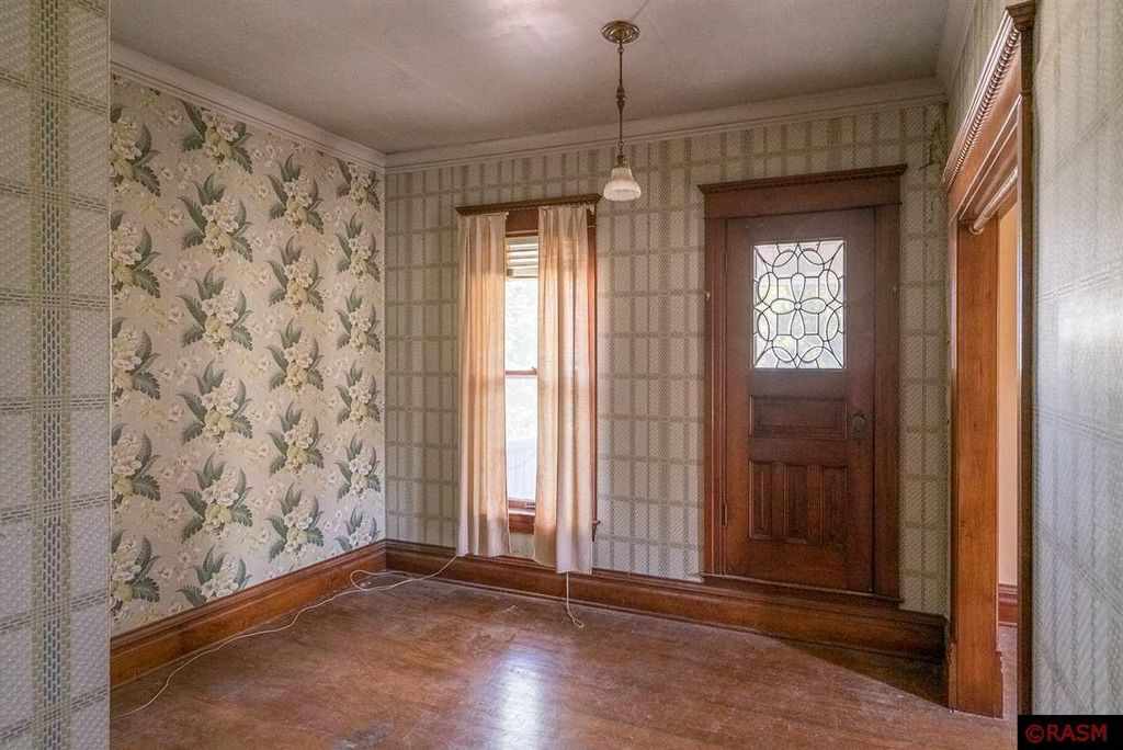 How to clean old hardwood floors from 1910