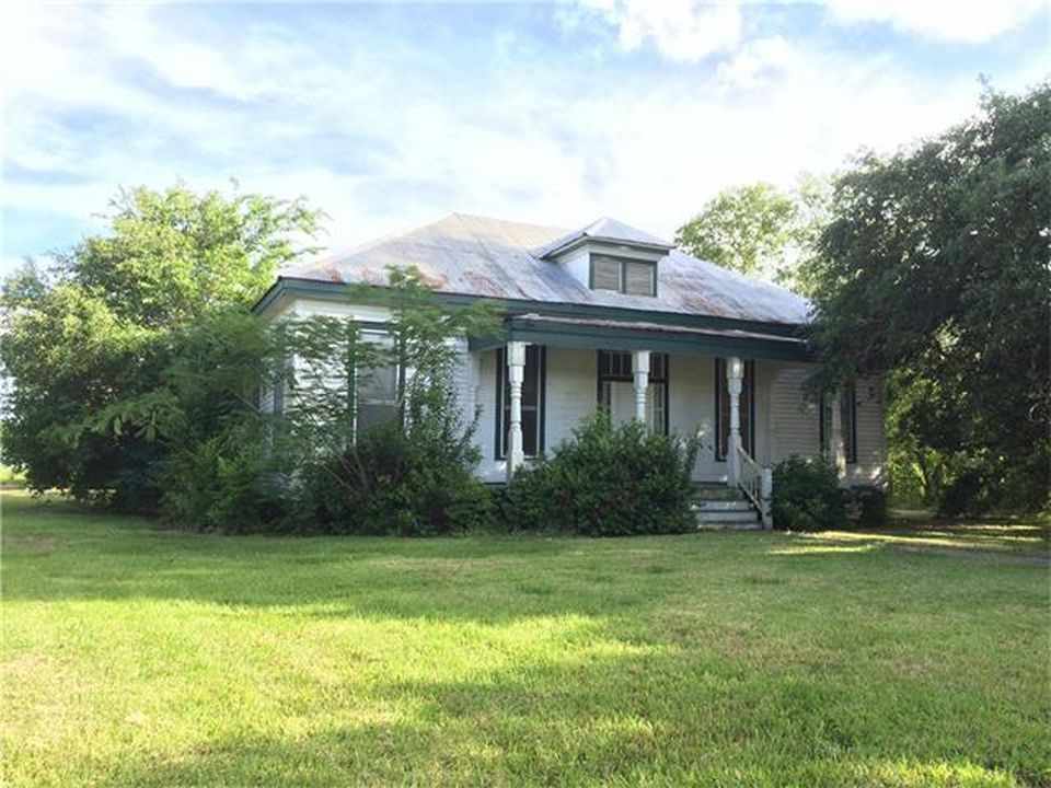 1917 Vacherie, LA Old House Dreams