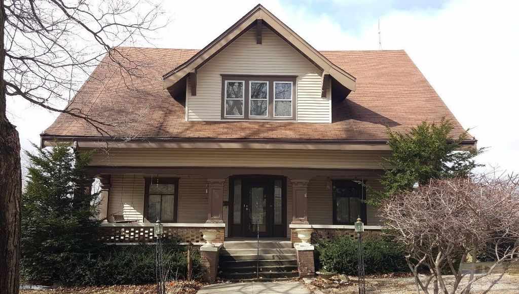 1908 Craftsman Audubon, IA Old House Dreams
