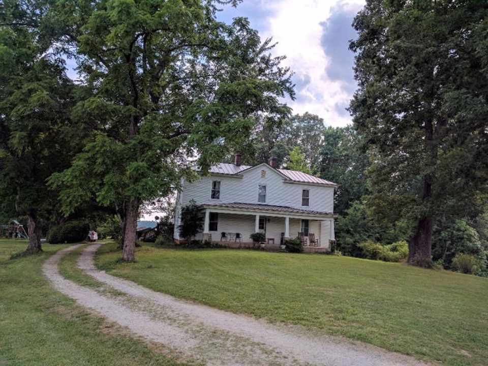 1928 Keeling, VA Old House Dreams