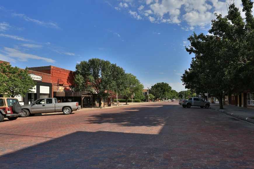 1879 Hardware Store Halstead, KS Old House Dreams