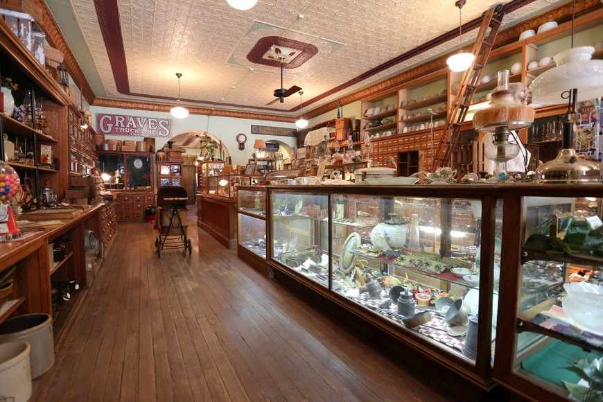 1879 Hardware Store Halstead, KS Old House Dreams