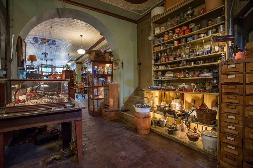 1879 Hardware Store Halstead, KS Old House Dreams