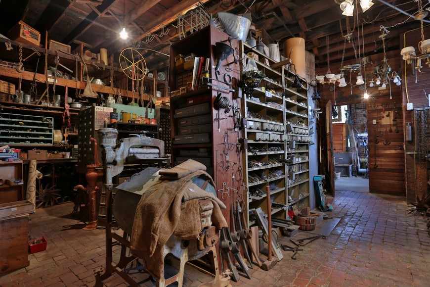1879 Hardware Store Halstead, KS Old House Dreams