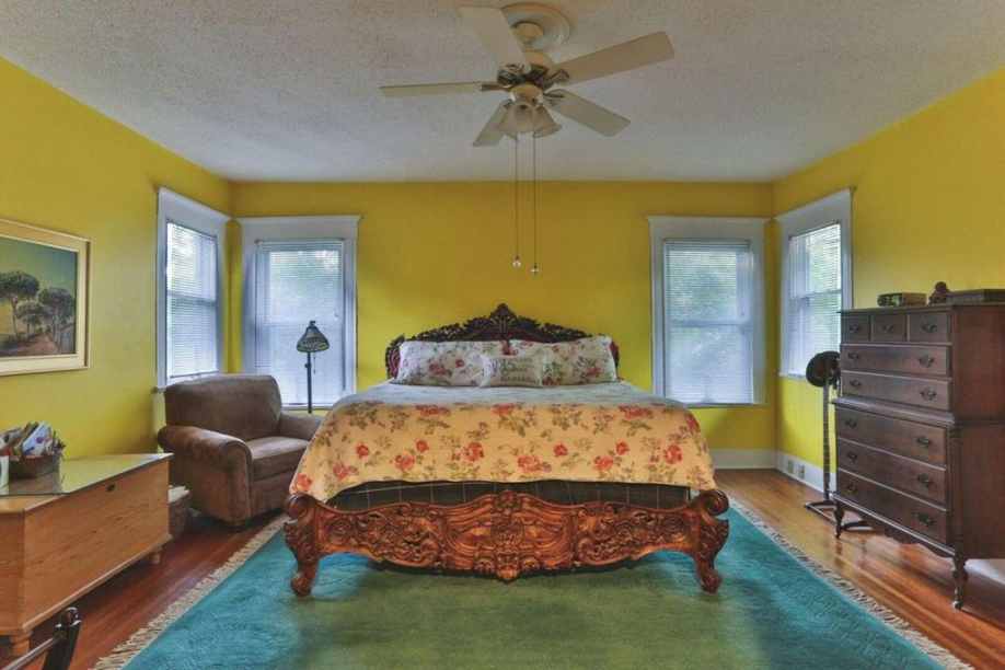 1907 Hamlet, NC F. Barber) Old House Dreams