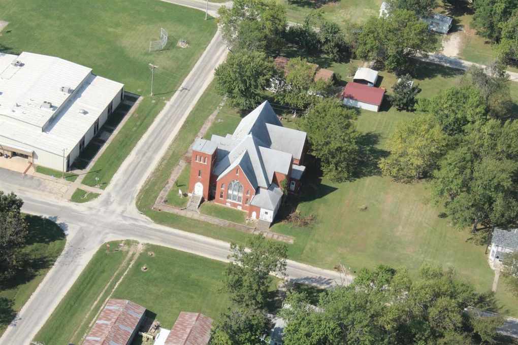 1904 Church La Harpe, KS Old House Dreams