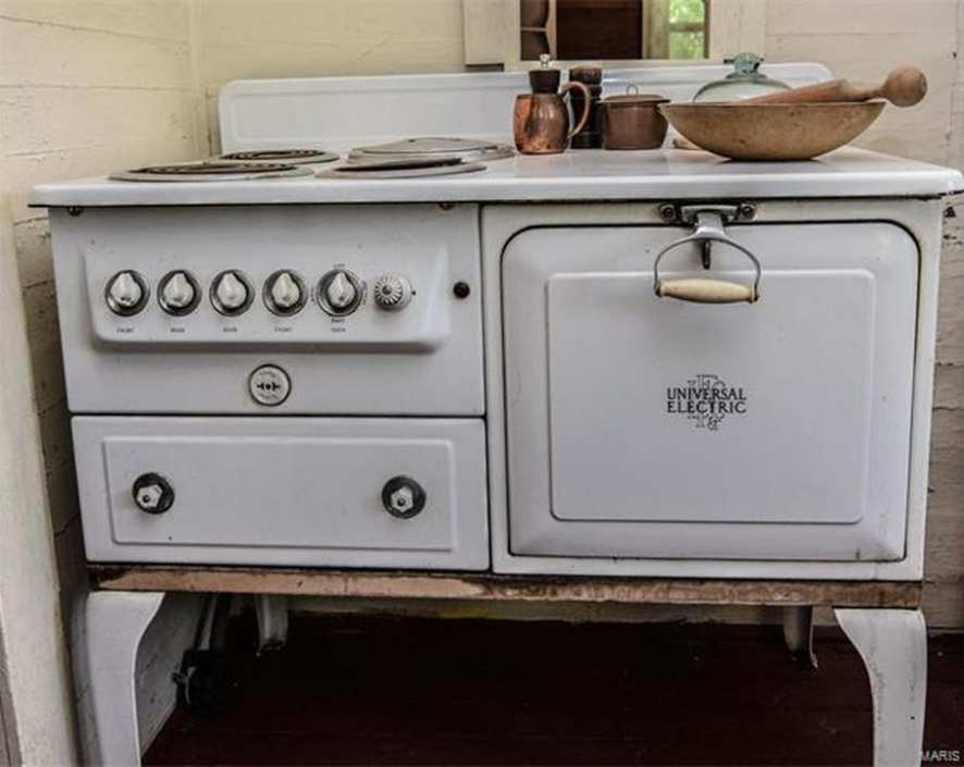 Cook Station, MO Old House Dreams