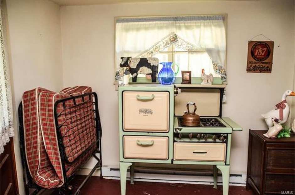 Cook Station, MO - Old House Dreams