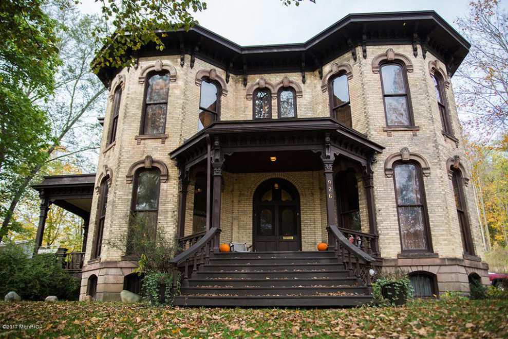 1879 Italianate Ionia, MI Old House Dreams