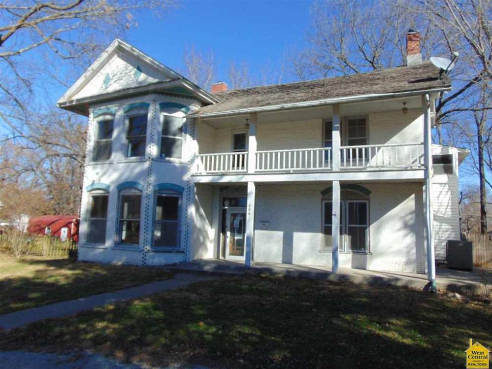 Windsor, MO Old House Dreams