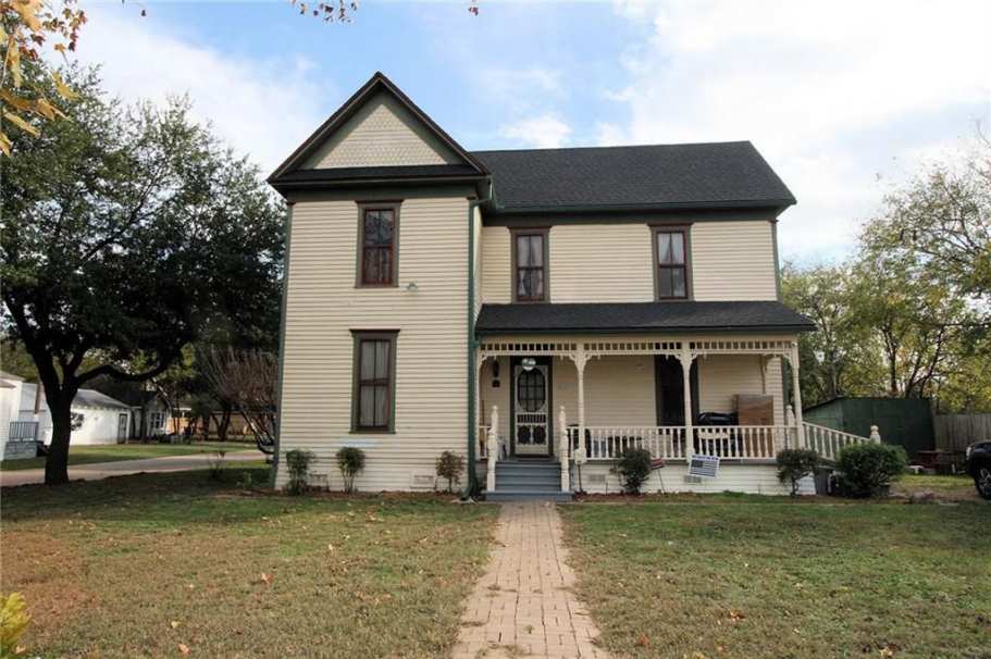1895 Folk Victorian Waxahachie, TX Old House Dreams
