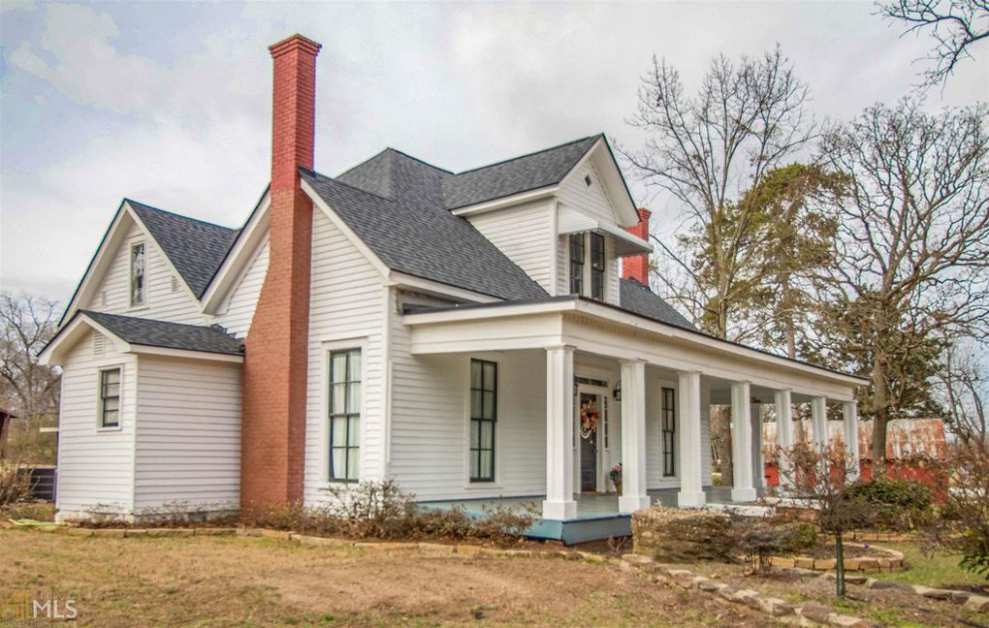 1900 Victorian Farmhouse For Sale In Royston — Captivating Houses