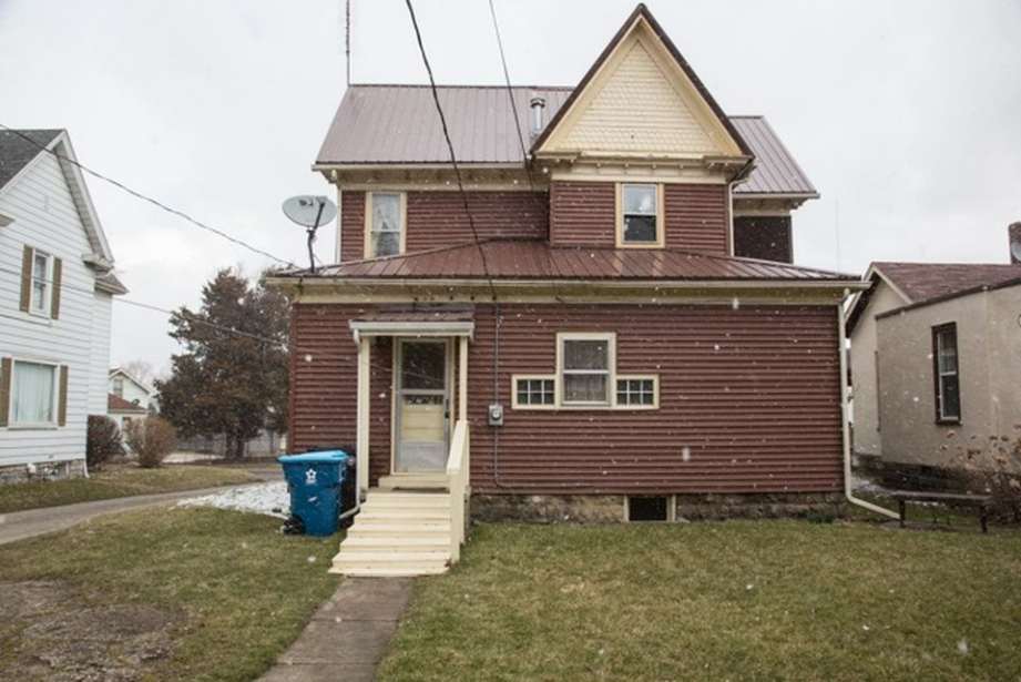 Queen Anne Huntington, IN Old House Dreams