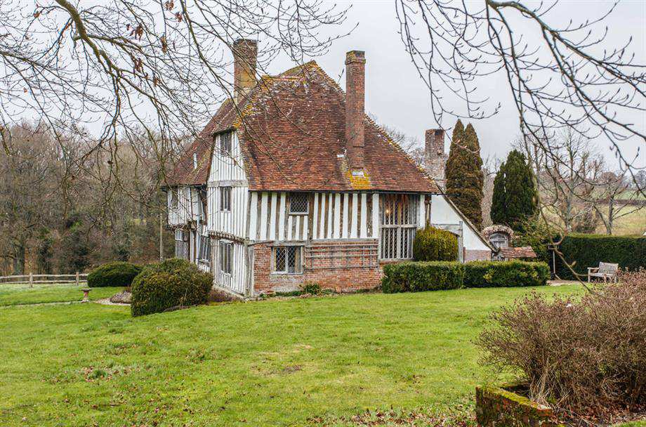 15th Century - East Sussex, England - Old House Dreams