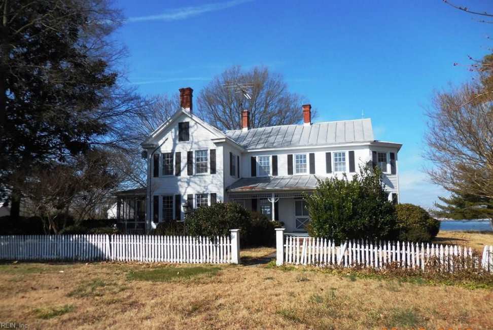 Reedville, VA Old House Dreams